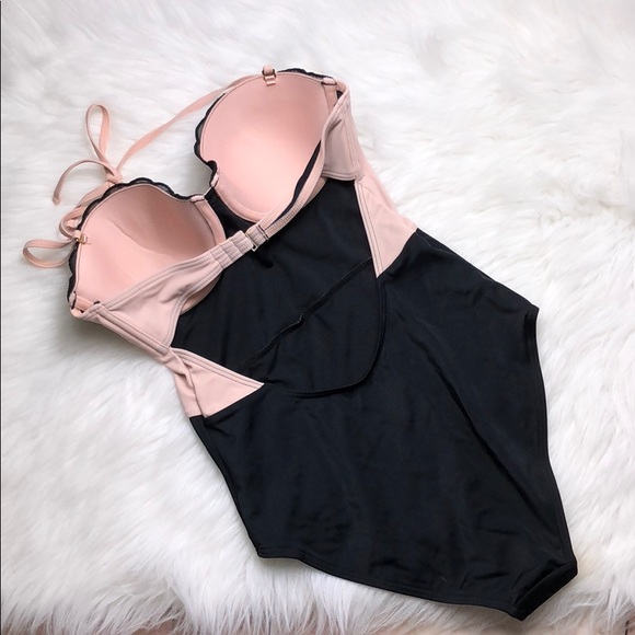 TOPSHOP SCALLOPED ONE PIECE PINK AND BLACK - Picture 4 of 5